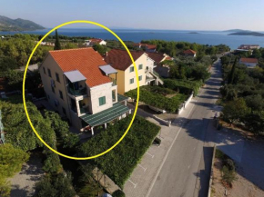 Apartments Ivo - 400 m from sea
